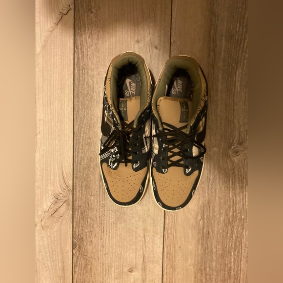 Travis Scott bandana shoes - Picture 2 of 12